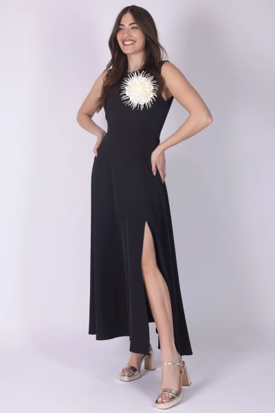 ABITO CON SPACCO E SPILLA...