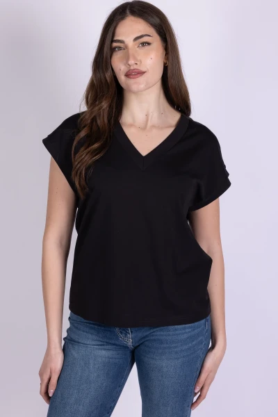 T-SHIRT SCOLLO A V PUNTO...