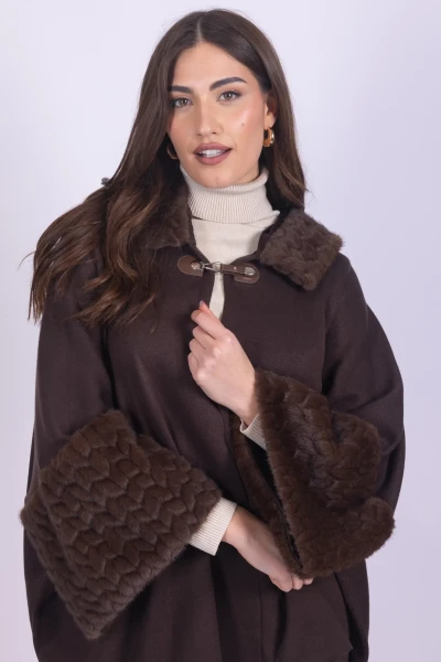 PONCHO MAGLIA ECOPELLICCIA...