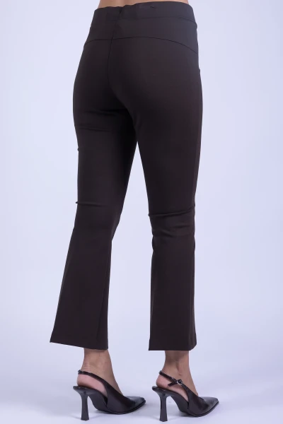 PANTALONE A ZAMPETTA PUNTO...